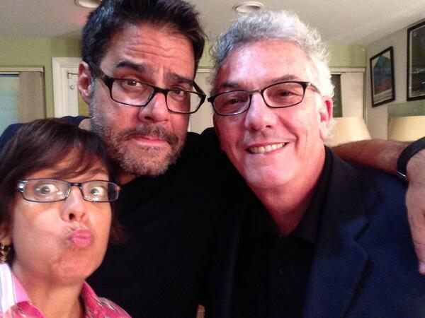 Merci Mayorca Auf Twitter Ilan Chester Luischataing Mercimayorca Por Todos Los Medios Bravo Luis Y Jean Mary Http T Co Jqhj0uwnpj