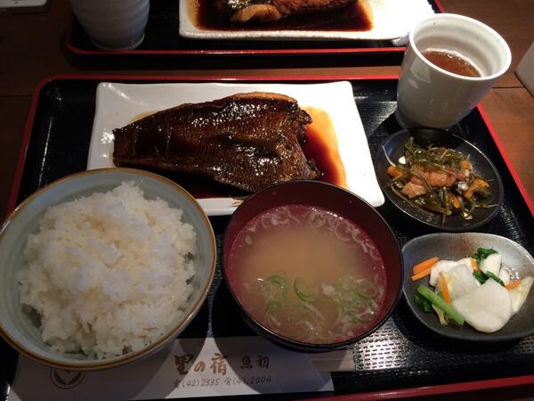 rinchan121's tweet photo. 吉祥寺 里の宿で黒むつ煮付け定食 美味しかった。濃厚なタレが良いね。彦摩呂さんも来たみたい http://t.co/6Isc80VUnG