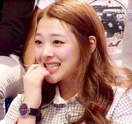 cutesullii's tweet photo. #sulli #sullichoi #fx #fxsulli #makeup #ulzzang #korean http://t.co/8nAc0fkUkC