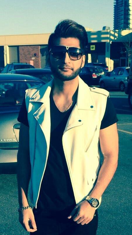 Bilal Saeed In Blue Suit Wallpaper 09913 - Baltana