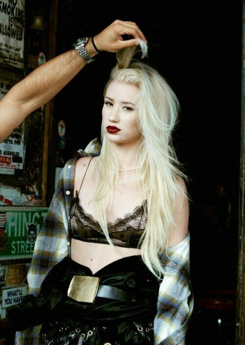 iggy (@kiwifrvit) on Twitter photo 