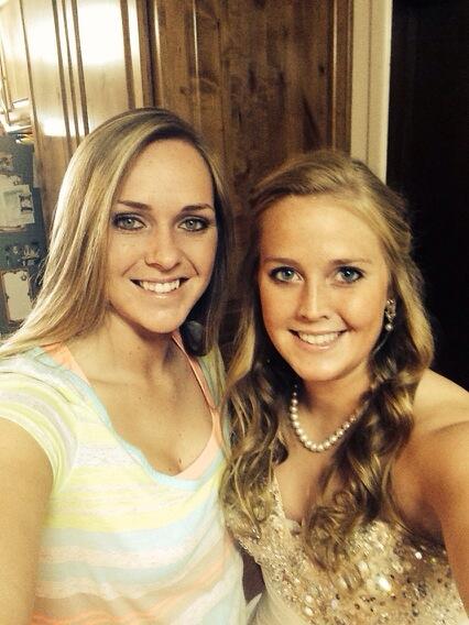 tarajaderiley's tweet image. Tana's senior prom!!!