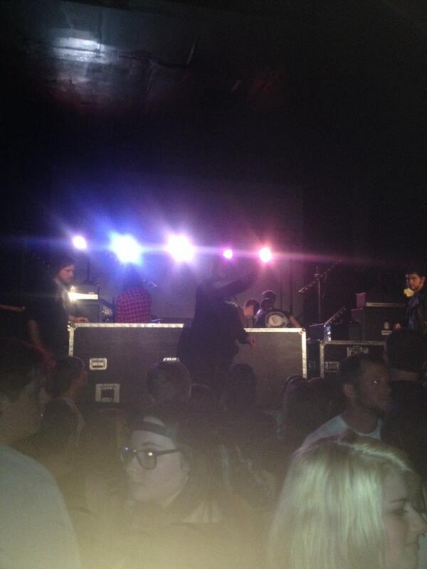 j_harris002's tweet photo. @Tripster_Da_God waiting for lmtf http://t.co/bkCtB7Co16