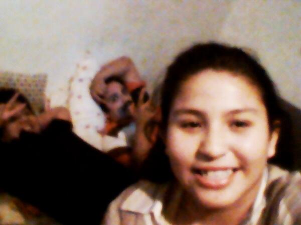2702Lizeth's tweet photo. Selfie con los rukcoos jajajajajajajaaa #rucoos #suegros hahaha http://t.co/WhJueVS0a2