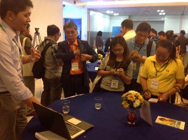 globelabs's tweet image. Table 8: Open Data / Open Government with @InsertNicksName #OpenDataPH #TechCamp #GlobeLabs