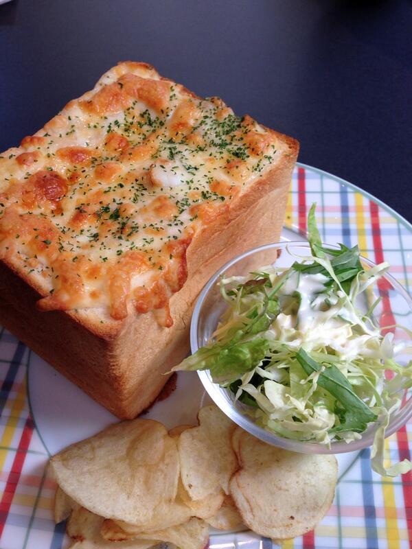 kkyy_anan's tweet photo. パングラタン、ボリューム満点！ http://t.co/iXNitMaEsX