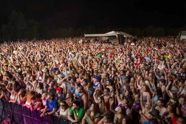 SuburbiaFestTX's tweet photo. Suburbia, this has truly been an AMAZING weekend! Want more? How does next year sound? RT if you’re ready for 2015! http://t.co/kE7ldIH7T2