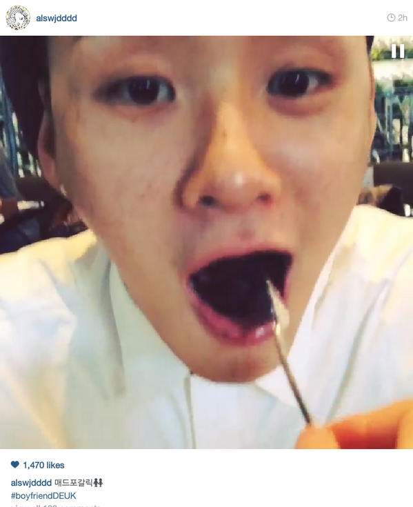 Awww have u guys watch Minjeong's video on instagram? so cutee