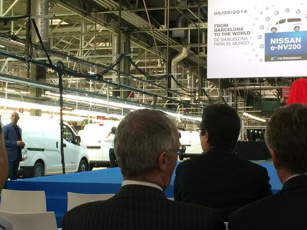 mvaldesl's tweet photo. Comença la producció en sèrie de VE a Barcelona!! La Nissan eNV200 ja es una realitat http://t.co/0xj4oAuv9l