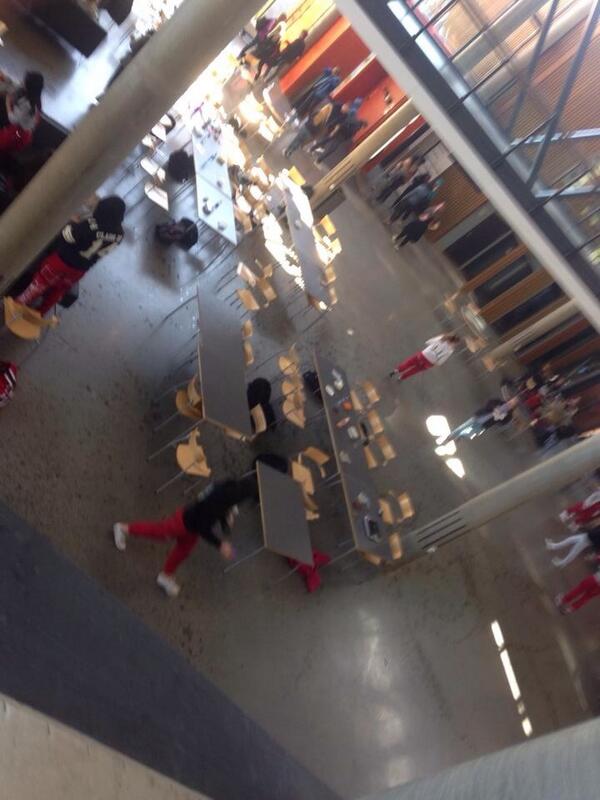 oleruss2014's tweet photo. Vart tomt du gitt.. #oleruss #blautVG1&amp;2 http://t.co/dVot4iDnNZ