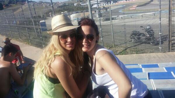 FanniParra's tweet photo. Después de un finde de motos con @albambs , empezams otra semanilla http://t.co/3pQZZzaKln