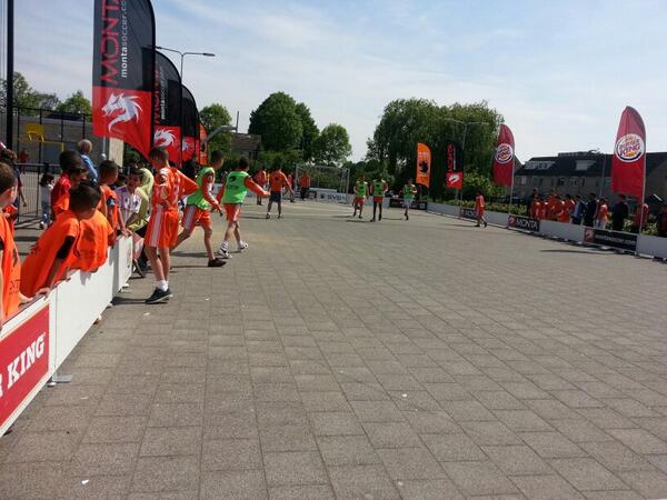 TOSBreda's tweet photo. #noorderplein #tos #surplus # sterrenvanmorgen http://t.co/BImYu5j98N