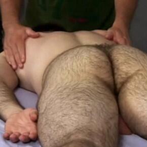 MEN4MAN's tweet photo. Impossível relaxar assim... http://t.co/RAP9NskkEv