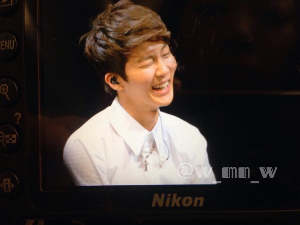 Bm3nFQpCQAAwE7b.jpg:large