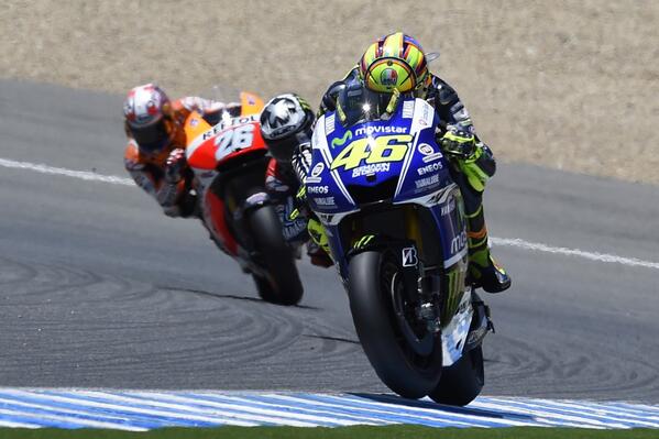 ValeYellow46's tweet photo. Jerez de la Frontera,Spagna
Domenica,Gara
Primo scatto @TINOFoto 
uscita curva 1 http://t.co/RBI3iJlQhF