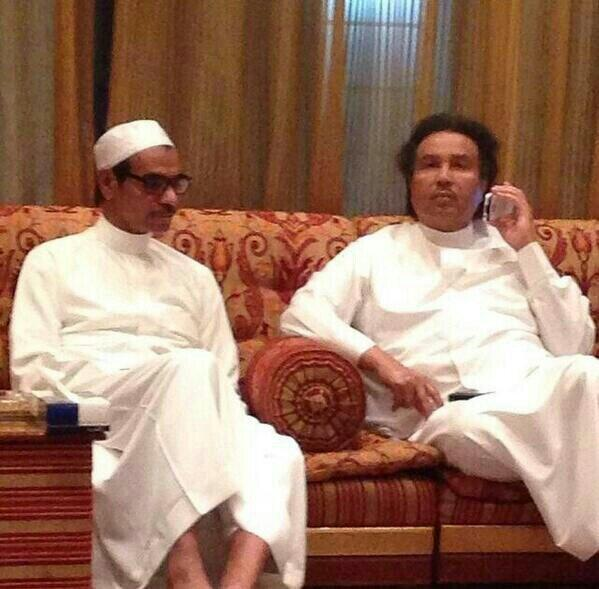 bhms_11's tweet photo. انا و اختي اذا دقينا على المطعم اخر الليل و محد رد. http://t.co/igtARBothG