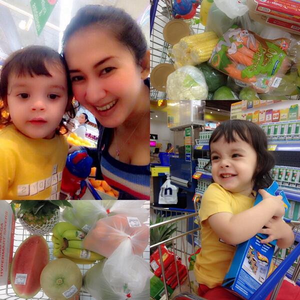 Nganterin mama belanja 🍼🍔🍟🍗🍖🍤🍰🍫🍎🍏🍊🍒🍓🍇🍇🌽🍅🍌🍆🍐🍌🍠🍍