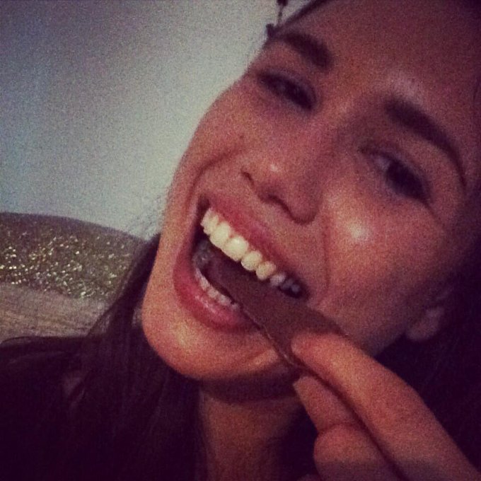 Btw. I love chocolate 😊 http://t.co/XgI5AvgHUu