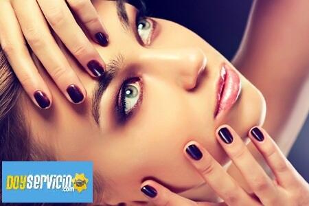 Doyservicio's tweet photo. ¿Uñas de gel? Luce manos este verano y atrévete con originales colores. ¡Te ponemos guapa! #belleza #profesionales http://t.co/OIuyRg5fIG