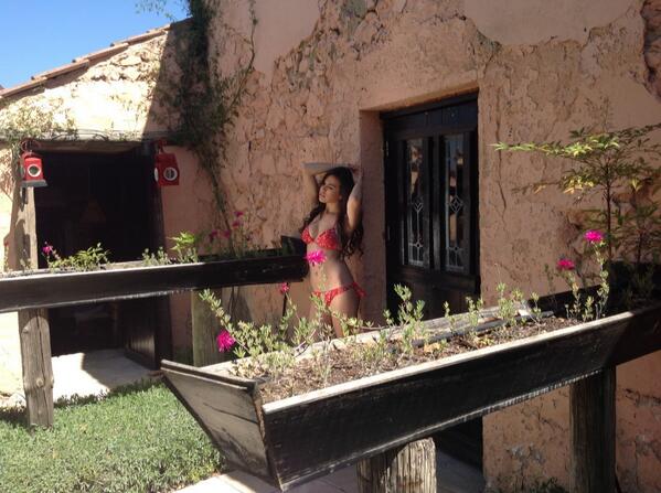 Tiendaslenceria's tweet photo. Monisimo Bikini de Gisela en nuestra modelo @AnamRoDel 
Sólo por 23'99€ en BAMBY #PuenteGenil y online http://t.co/22D0gkatGV