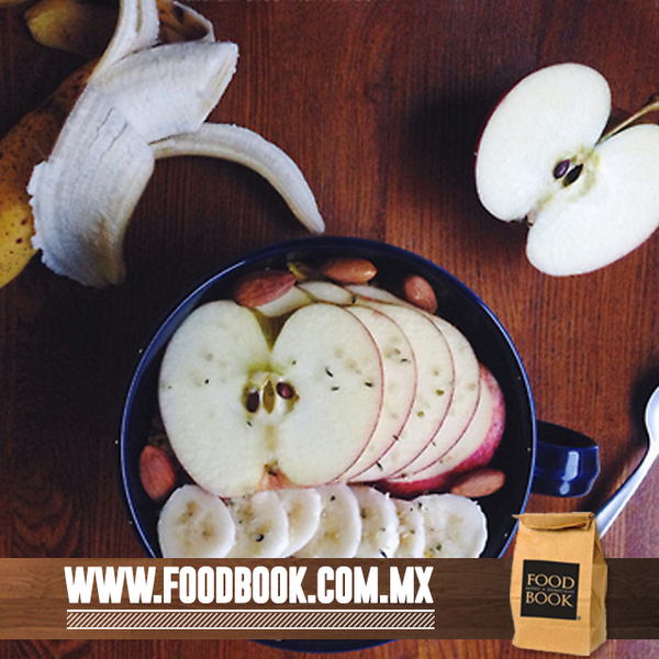FOODBOOKMX's tweet photo. Después de un nutritivo desayuno, ya estamos listos para comenzar la semana. http://t.co/QqNuSTpysD