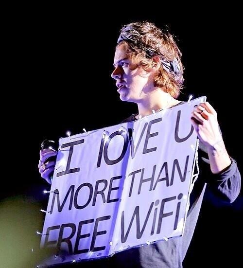 DirectionerRuu's tweet image. — Я люблю тебя больше чем бесплатный Wi-Fi.