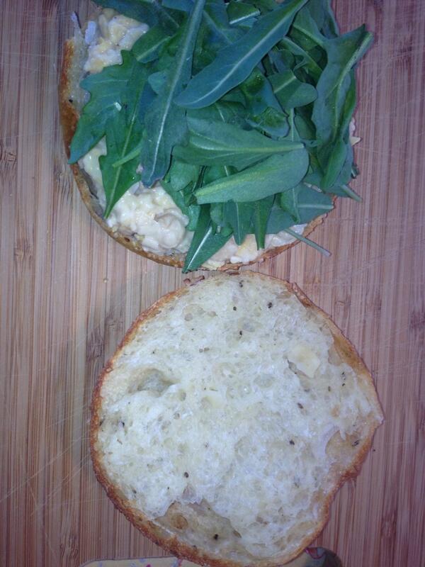 TheNYBreadMan's tweet image. Can't wait for #lunch ...first #arugala from #garden on @amysbread potato onion dill sandwich roll ...