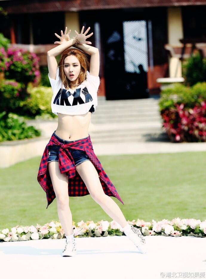 Bm4h6OpCUAAZKS6.jpg:large