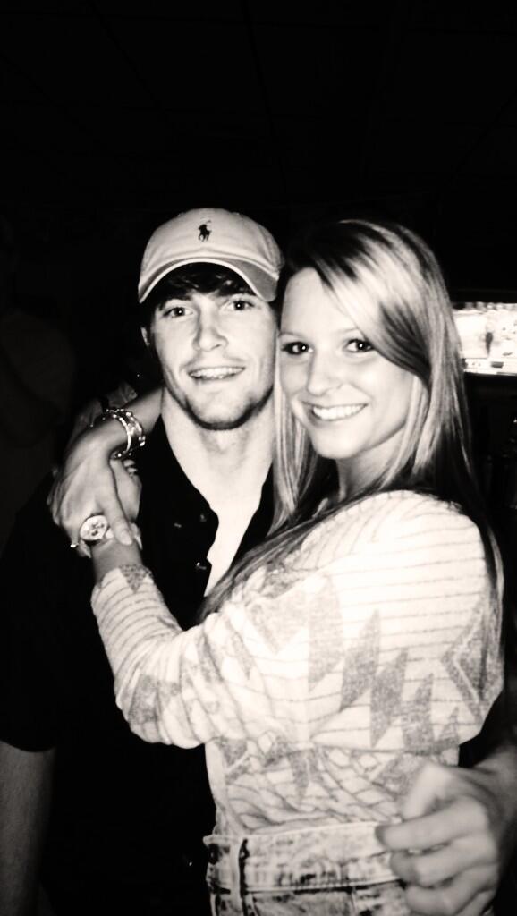 Ash10curtiss's tweet photo. I miss this guy http://t.co/p8zhdNpD4y
