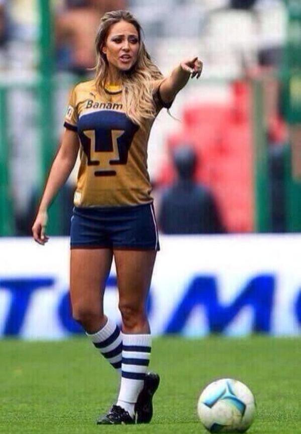 DavidNotLuiz4's tweet image. It's alright lads .. I'll mark her #shotgun