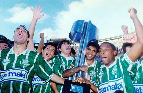 CBF_Futebol's tweet photo. O Palmeiras tem 8 títulos do Campeonato Brasileiro e é o maior vencedor da competição! http://t.co/IDPVKknSgS