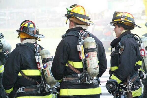MarcoTudea's tweet image. "@WarrenFireRI: Engine 1 members at last weeks working fire in Bristol RI #Warren #WarrenFire #Bristol http://t.co/omp57aTV97"@Aandrade19