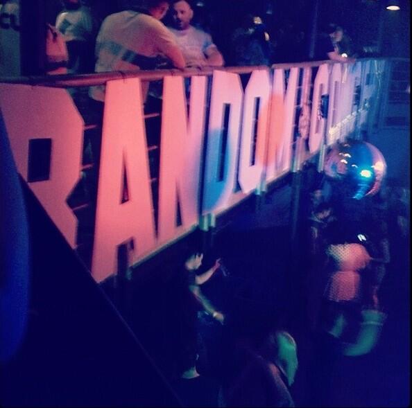 laurenleah92's tweet image. Random #randomconcept #northampton #drumandbass #wentafff #sicknight #balcony #rave