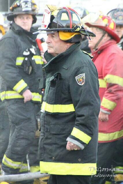 WarrenFireRI's tweet image. Engine ones Capt. Janito at #Bristol working fire last week #Warren #WarrenFire