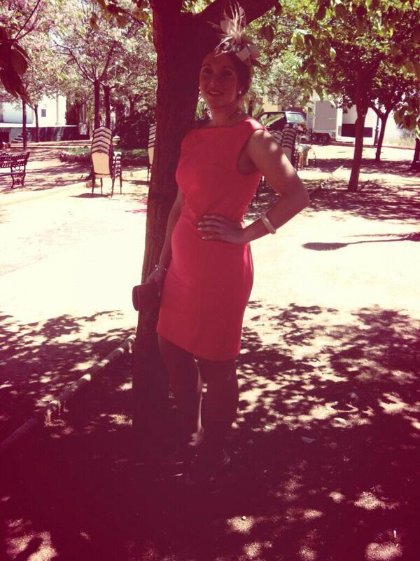 Azucena_Moreno's tweet photo. De boda! http://t.co/1LaxaQTPHL