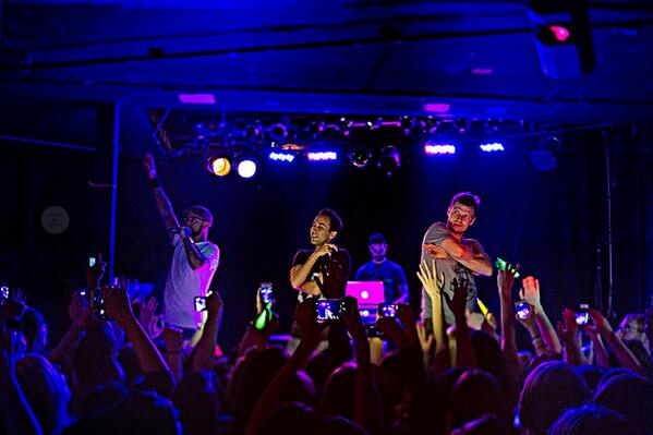 Marqueeballroom's tweet photo. Nice pics from our @backstreetboys Boys After Party at  https://t.co/9FDOCqPRJ3 @JeffCookePhotos @JennNauss http://t.co/tmWdFmto4t