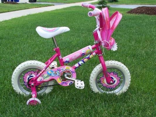 LeshG's tweet photo. “@hot1079atl: Bambi pulled up to @reallilscrappy house like... #LHHATL http://t.co/s5ogFYIIOO” 😂😂😂😂😂😂😂😂😂