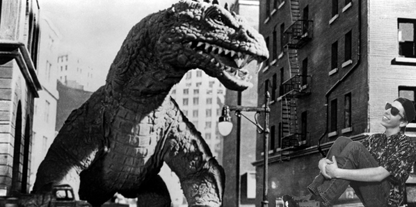 bobbycarrots's tweet image. EEEEK!! #MathMonsters exist! Continuous everywhere but #differentiable nowhere! Fascinating...
math.washington.edu/~conroy/genera…