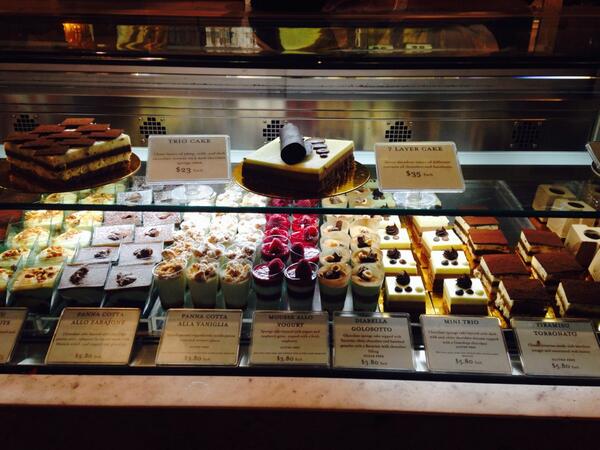 JimenaCardona's tweet photo. Para esta hora del antojo, que tal uno de estos?? Y con un café mejor!! @NescafeMX #DespiertaALaVida http://t.co/imRqNRMJMU