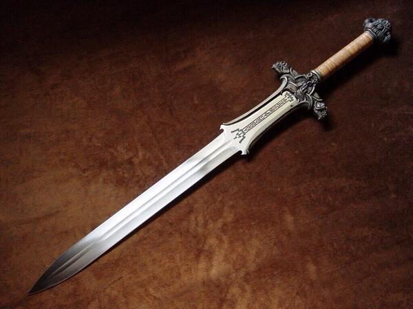@Mlp_DarkAmbush *pulls out her sword^