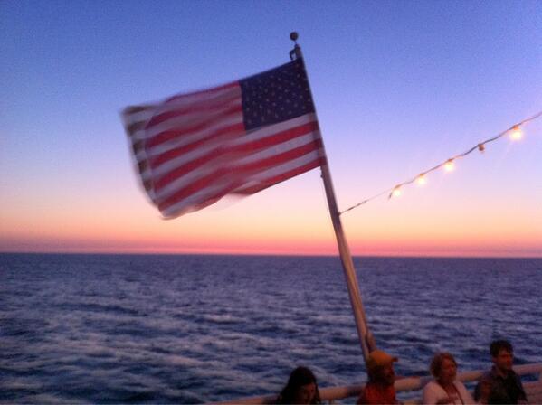 NCURAREGIONII's tweet photo. Sunset on the #ncuraspb cruise http://t.co/R7B3dH7PDO