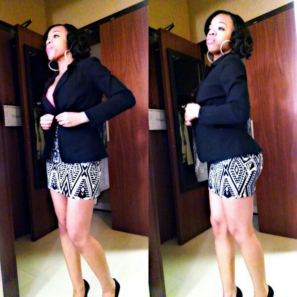 Pretty_Lovee__'s tweet image. Legs on 10 baby 😍👑😘😍👑😘👑