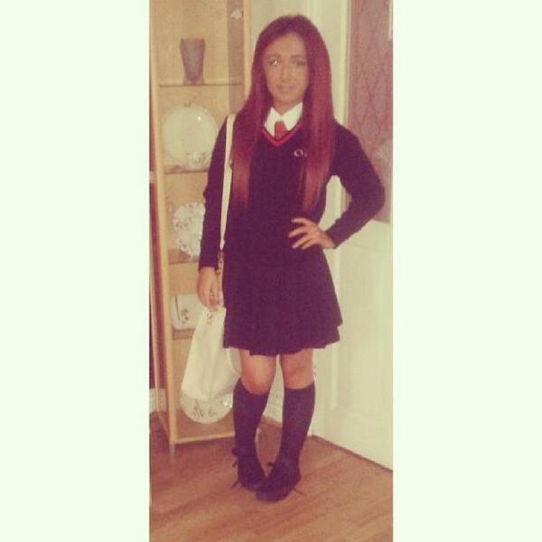 LaylaaMay's tweet image. School time✊💦