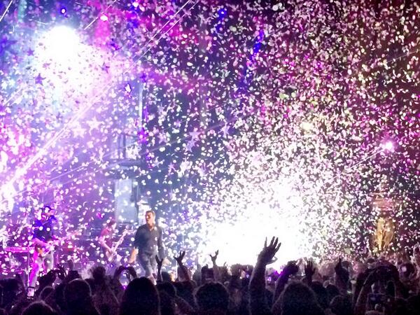 LiveNationNYC's tweet photo. Goodnight! #ColdplayBeacon http://t.co/HpdAPGNlxx