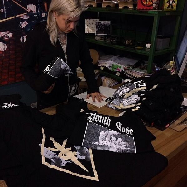 VacationVinyl's tweet photo. Under the darkness of night we become Youth Code Mailroom Headquarters. @youth_code #truediy http://t.co/1drYteADH7