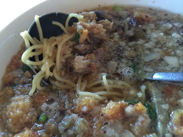 chefsharwin's tweet image. So I had a 2nd lunch in less than 2 hours in Bacolod. I don't see anything wrong with that. #bacolod #batchoy