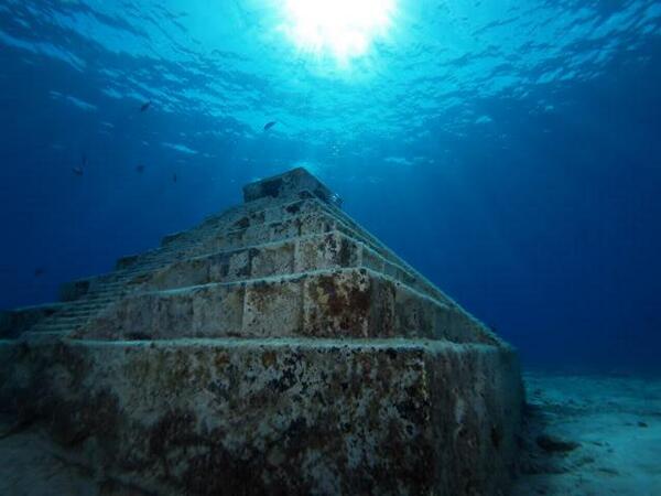 QueenBeerJeans's tweet image. #QBknowledge | Massive Submerged Structures in Okinawa &amp;amp; Yonaguni (Japan)