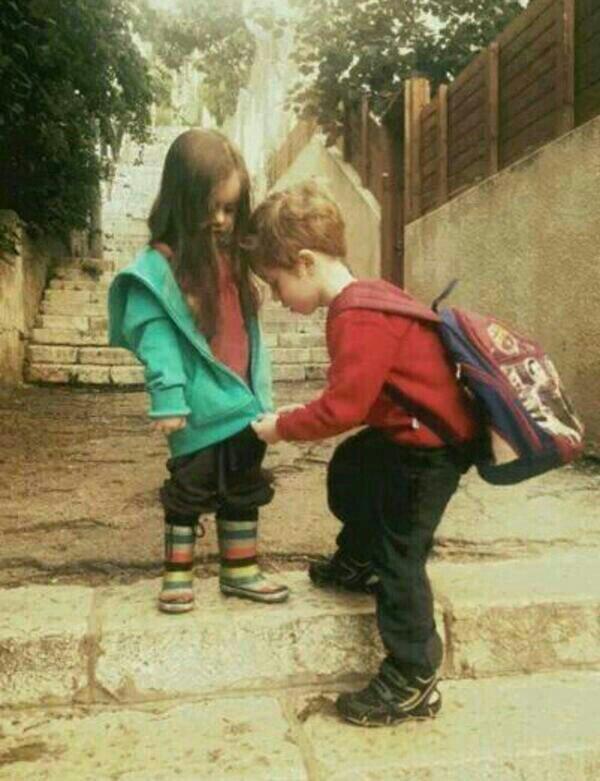 aa194232's tweet image. ": “ الأخ .. الأكبر هو الأب الثاني .. في  حياة  الفتاة  "” http://t.co/IQokaXMkDU"