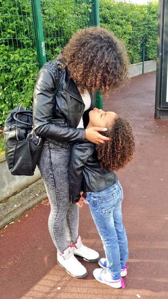Shadey_Dancer's tweet photo. Bisou de nous ❤️😘💋 http://t.co/8Mlgg2FHT0
