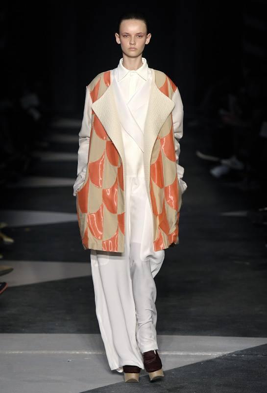 2bmodels's tweet photo. Anna G looks stunning at her very first fashion show at Hyeres 2014! http://t.co/wOxn8CzXk0